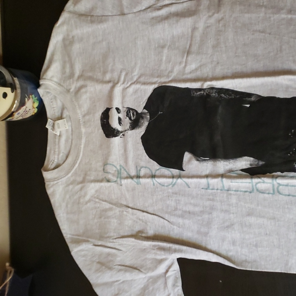 Brett Young T-shirt bought of website